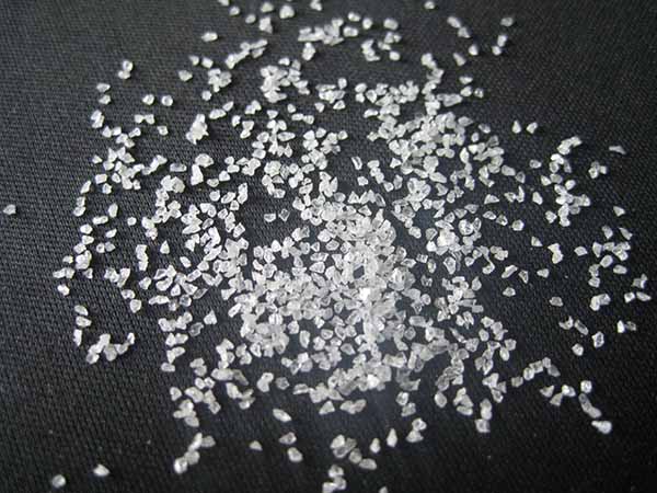 白剛玉用于鑄造方時優點